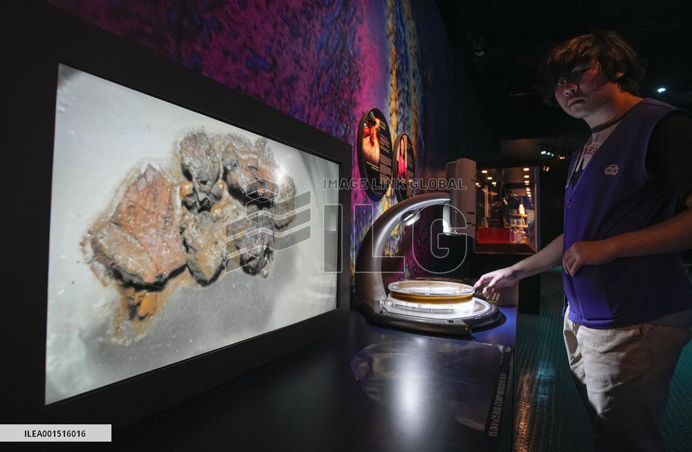 CANADA-VANCOUVER-CHALLENGING THE DEEP-EXHIBITION