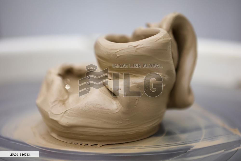 Pottery master class in Kosiv