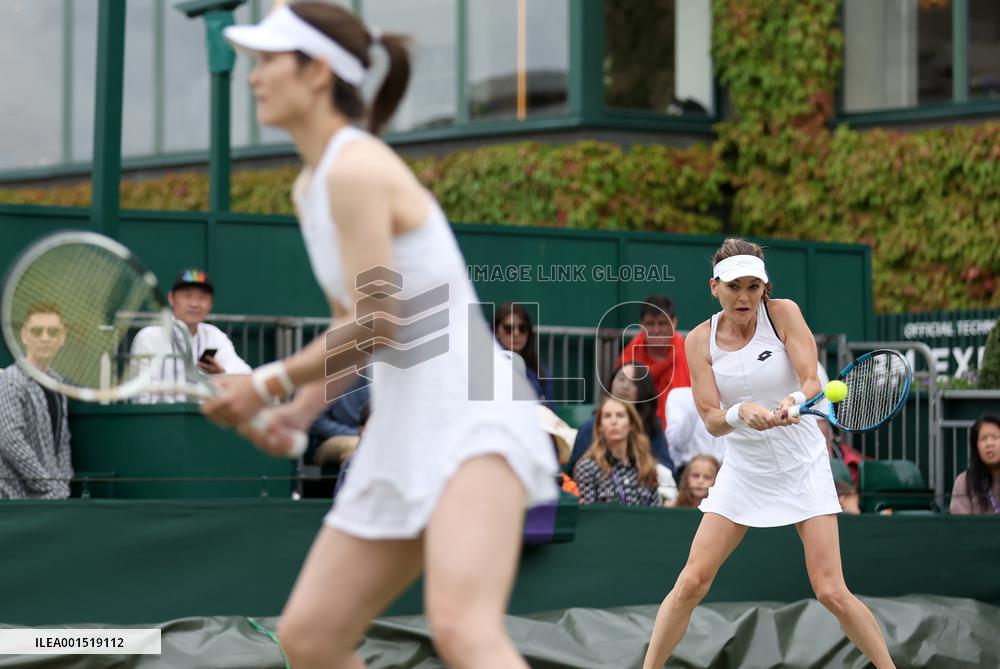 (SP)BRITAIN-LONDON-TENNIS-WIMBLEDON-LI NA