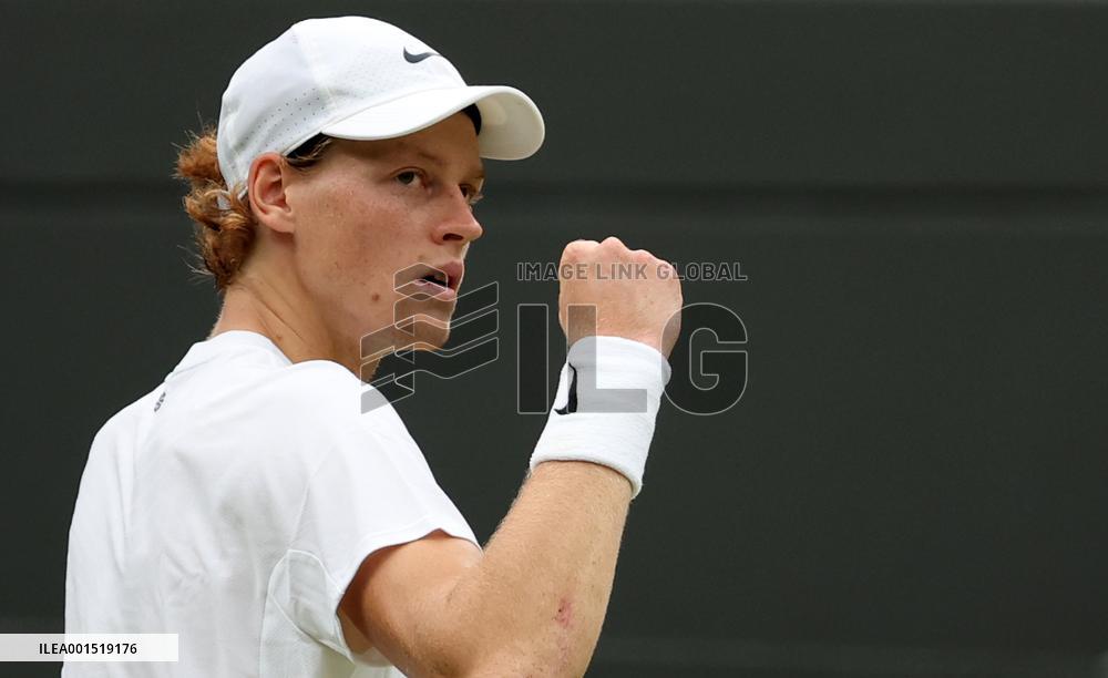 (SP)BRITAIN-LONDON-TENNIS-WIMBLEDON-DAY 9