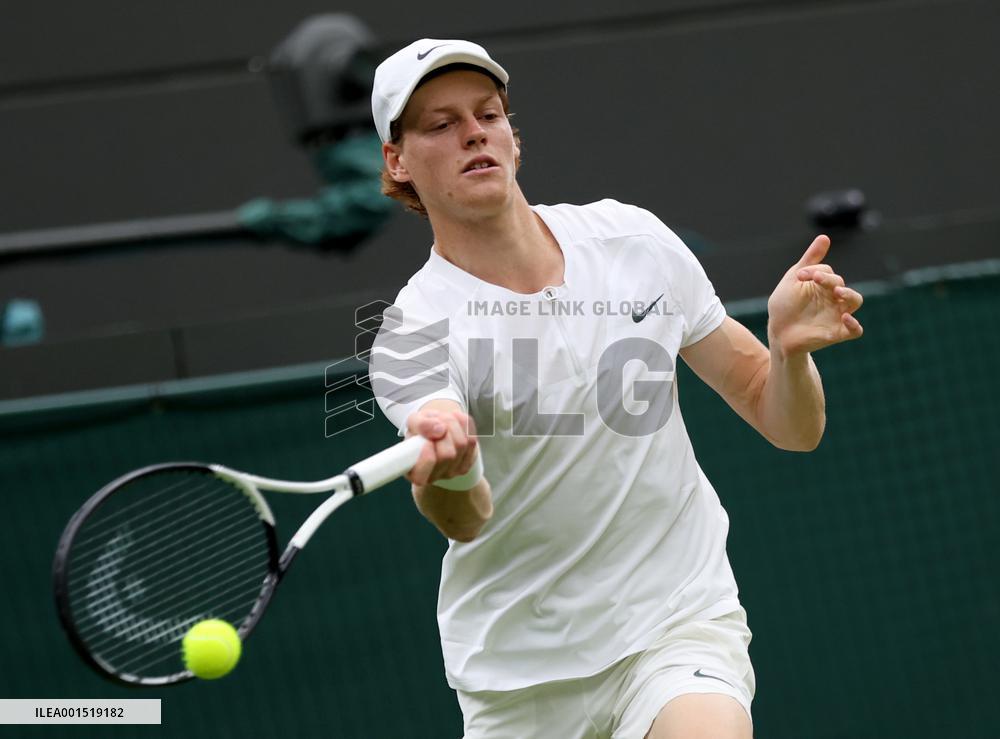 (SP)BRITAIN-LONDON-TENNIS-WIMBLEDON-DAY 9