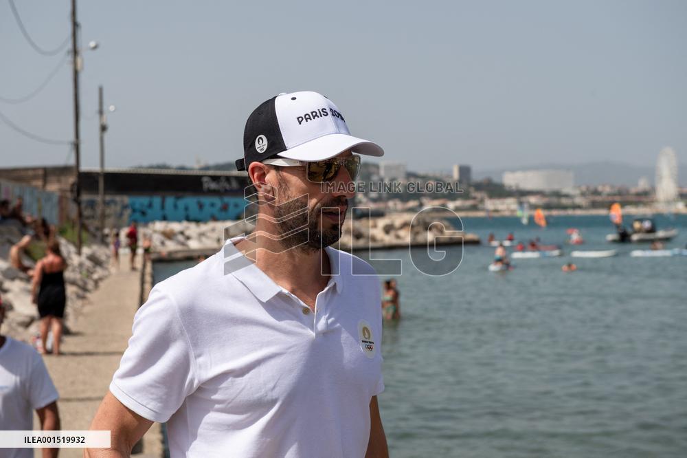 Tony Estanguet Launches 1,2,3, Nagez Avec Paris 2024 - Marseille