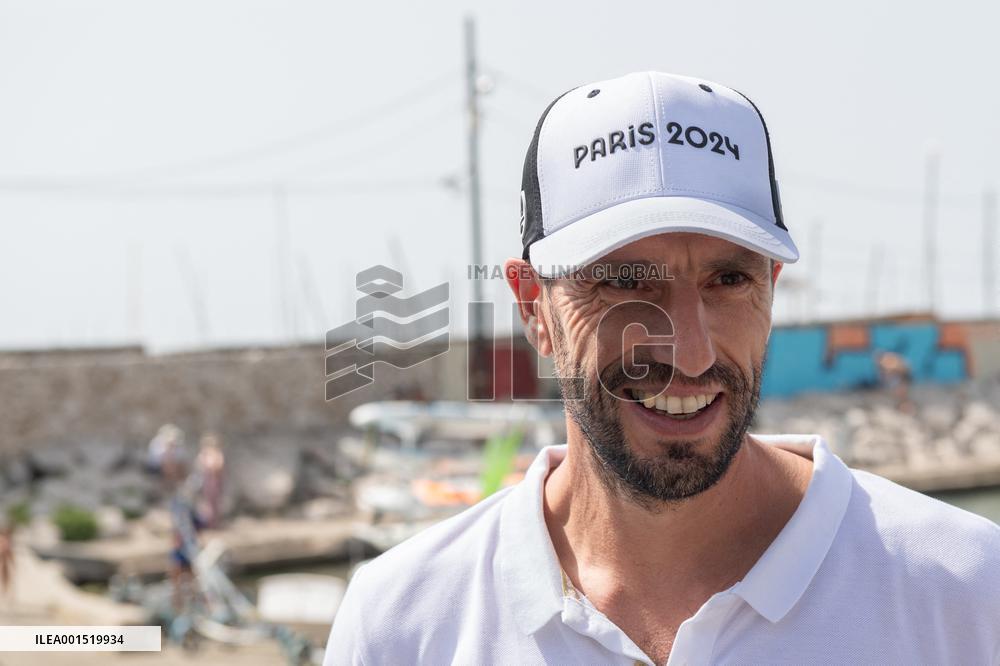 Tony Estanguet Launches 1,2,3, Nagez Avec Paris 2024 - Marseille