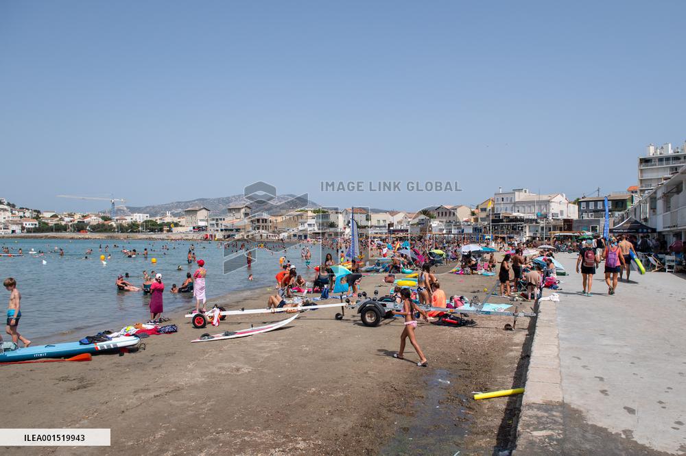 Tony Estanguet Launches 1,2,3, Nagez Avec Paris 2024 - Marseille