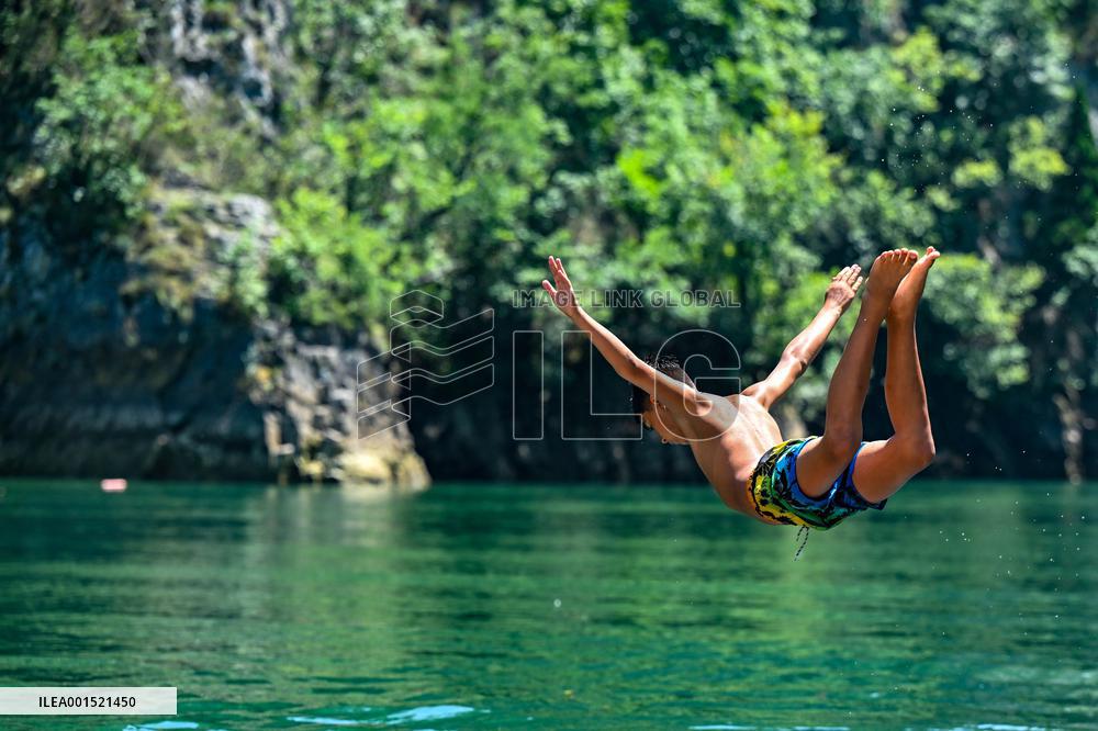 NORTH MACEDONIA-SKOPJE-HIGH TEMPERATURE