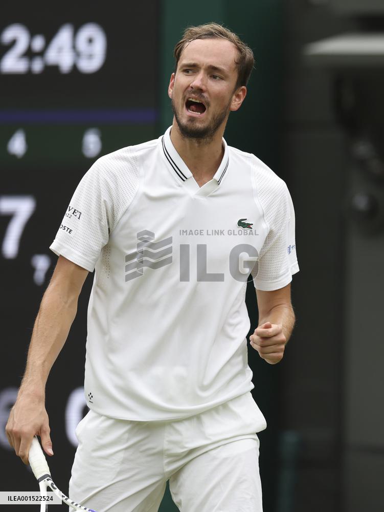 (SP)BRITAIN-LONDON-TENNIS-WIMBLEDON-DAY 10