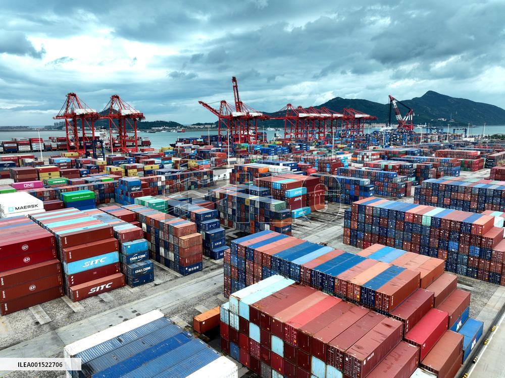 China Total Import And Export Value of Goods Trade Growth