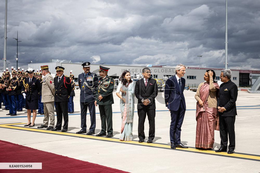 French PM Welcomes Her Indian Counterpart Narendra Modi - Paris