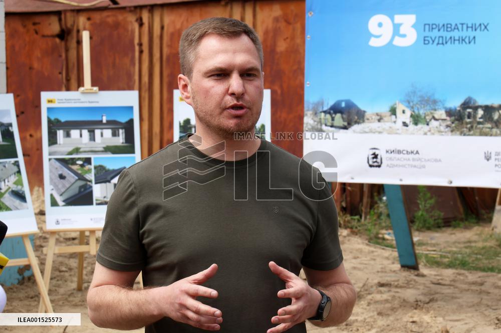 Private houses destroyed by Russians rebuilt in Kyiv Region