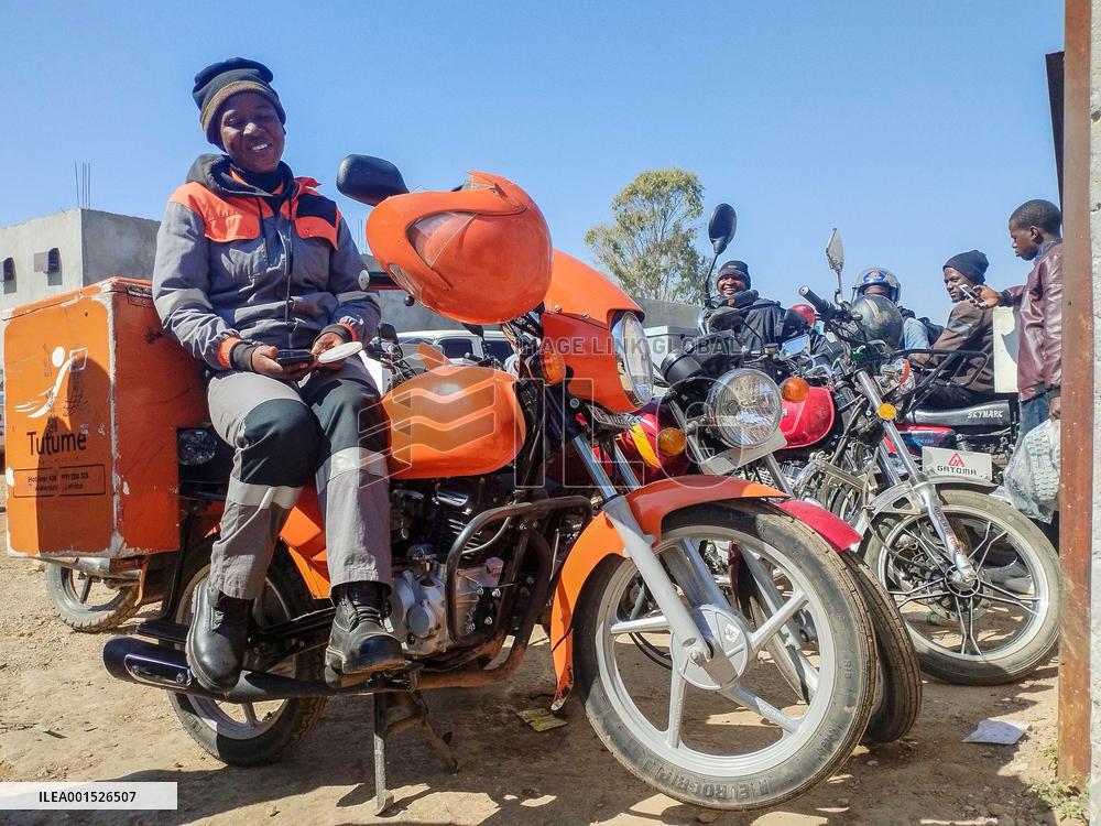 ZAMBIA-LUSAKA-MOTORBIKE COURIER BUSINESS