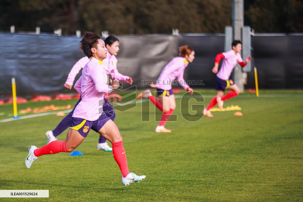 (SP)AUSTRALIA-ADELAIDE-FIFA WOMEN'S WORLD CUP-TEAM CHINA-TRAINING SESSION