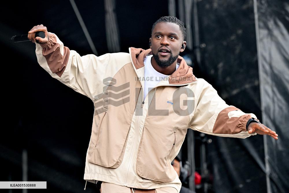 Vieilles Charrues - Leto & Guy2Bezbar