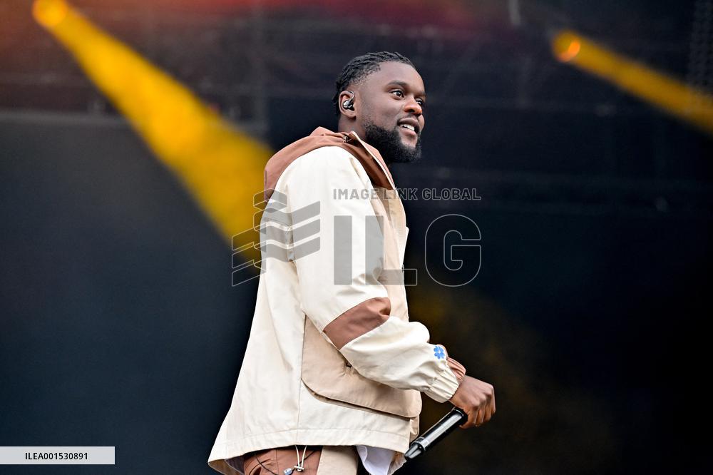 Vieilles Charrues - Leto & Guy2Bezbar