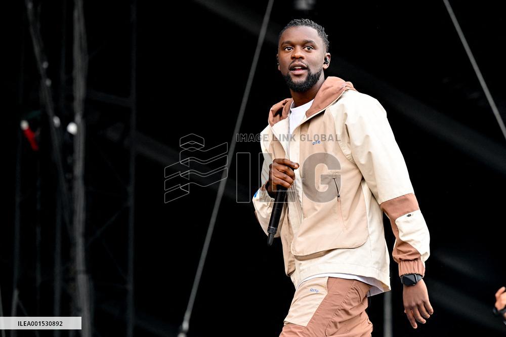 Vieilles Charrues - Leto & Guy2Bezbar