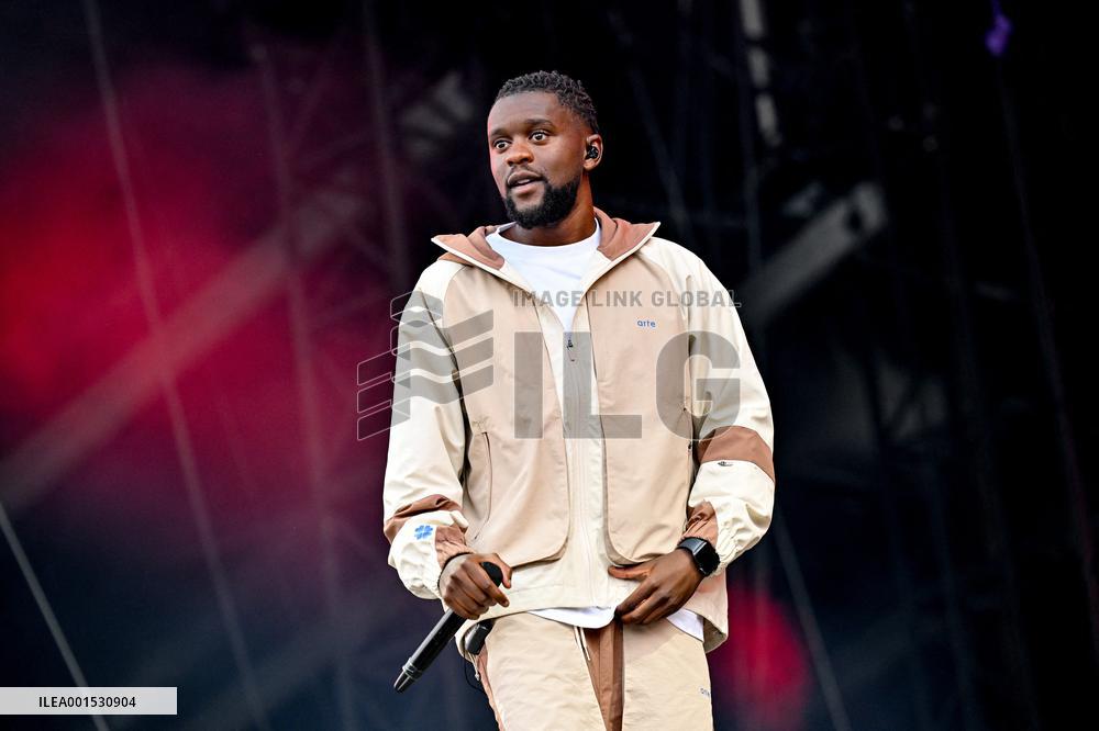 Vieilles Charrues - Leto & Guy2Bezbar