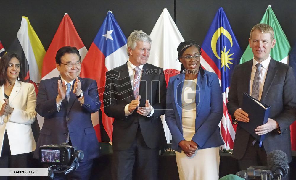 TPP nations approve Britain's accession