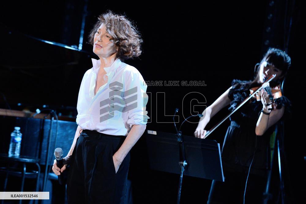 Jane Birkin In Concert - Paris