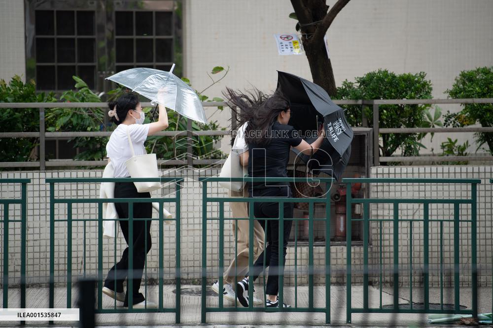 CHINA-MACAO-TYPHOON-ALERT (CN)