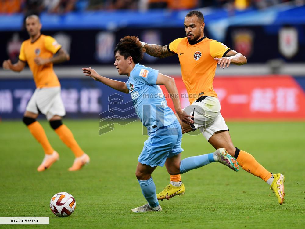 (SP)CHINA-QINGDAO-FOOTBALL-CSL-QINGDAO HAINIU VS HENAN (CN)