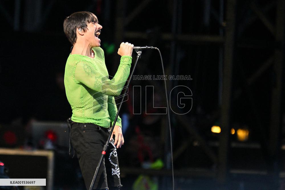 Vieilles Charrues - Red Hot Chili Peppers