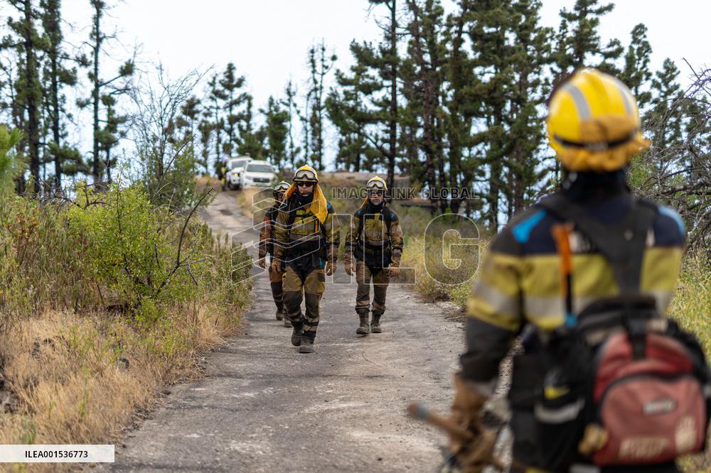 La Palma Fire Rages - Canary Islands
