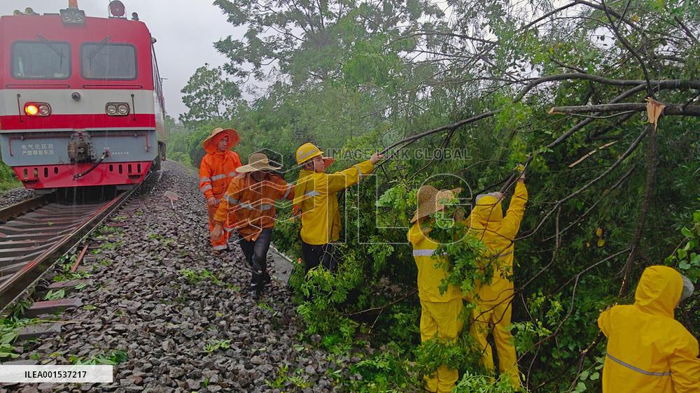 CHINA-GUANGXI-TYPHOON TALIM-2ND LANDFALL (CN)