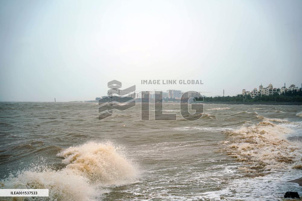 CHINA-HAINAN-TYPHOON TALIM (CN)