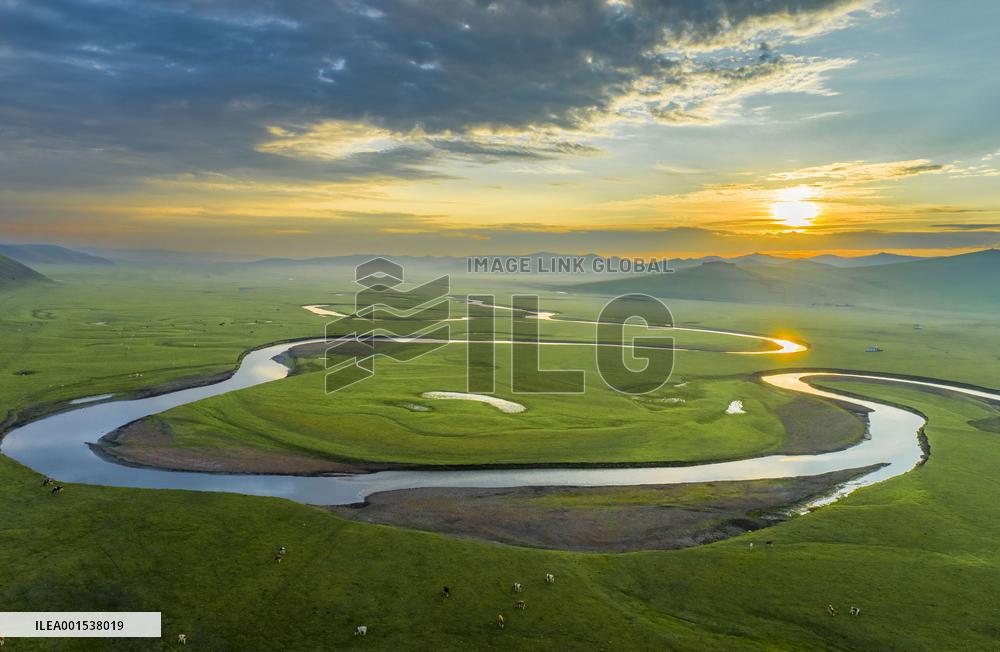 CHINA-INNER MONGOLIA-MERGEL GOL RIVER-SCENERY (CN)