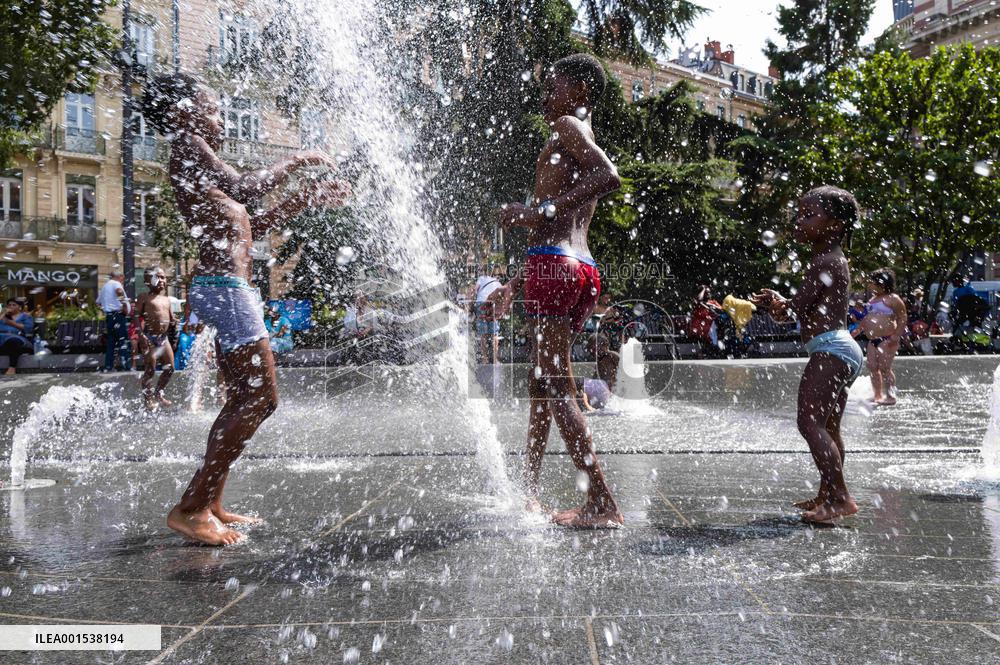 Extreme Heat Scorches South Of France