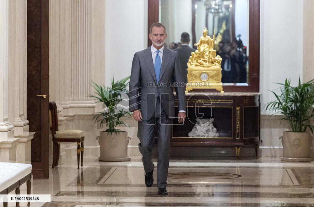 King Receives The Participants Of The 28th UFV Becas Europa Program - Madrid