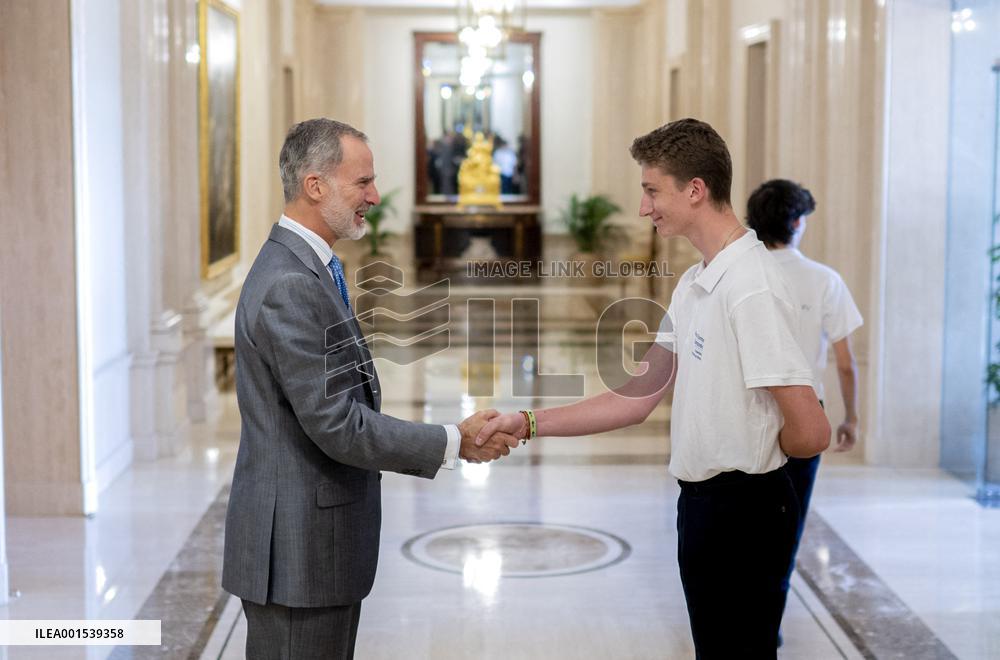 King Receives The Participants Of The 28th UFV Becas Europa Program - Madrid