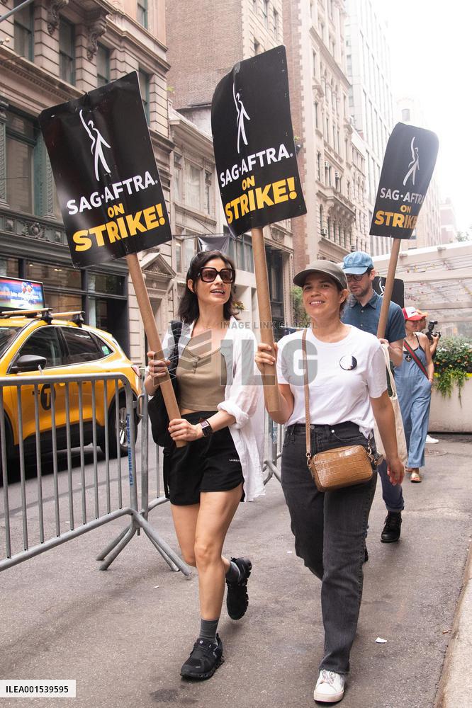SAG-AFTRA Members Join The Picket Line In New York City
