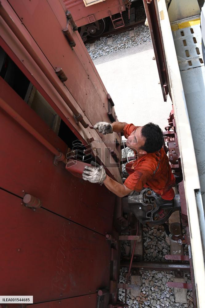 CHINA-GUANGXI-AUTOMOBILE-TRAIN-TRANSPORT (CN)