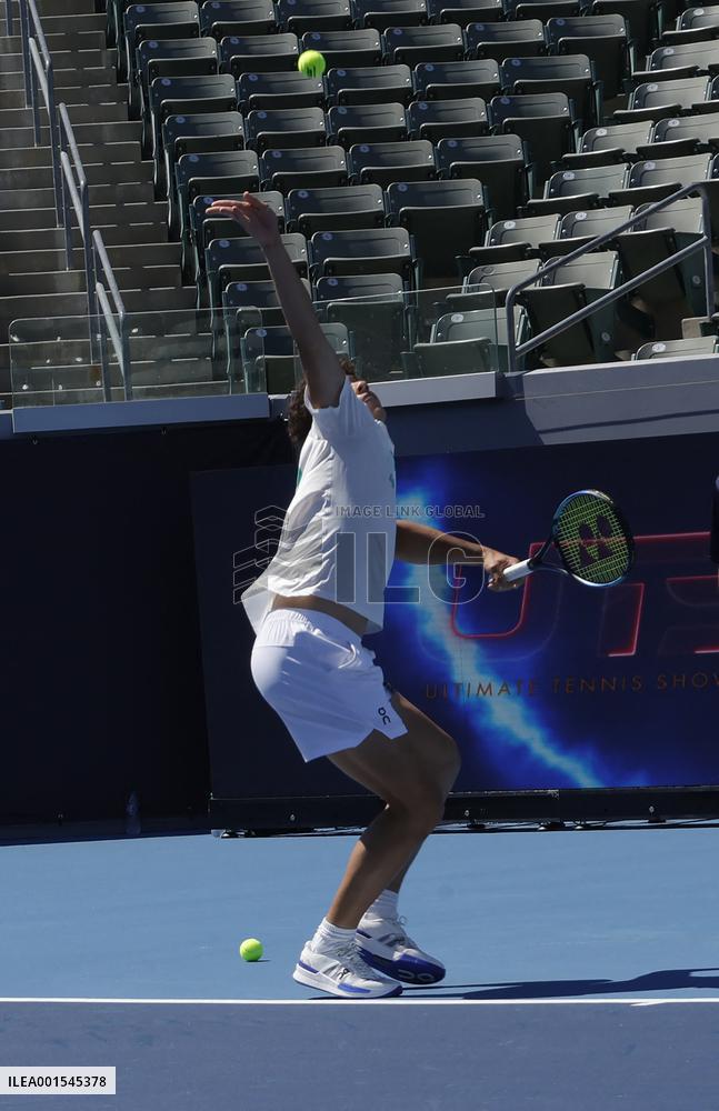 The Ultimate Tennis Showdown - LA