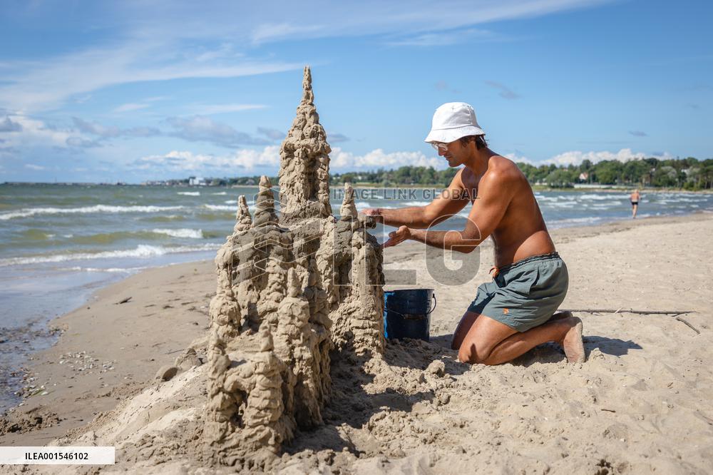 Sand castle