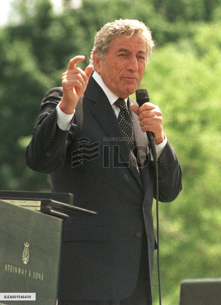 Tony Bennett Dies At 96