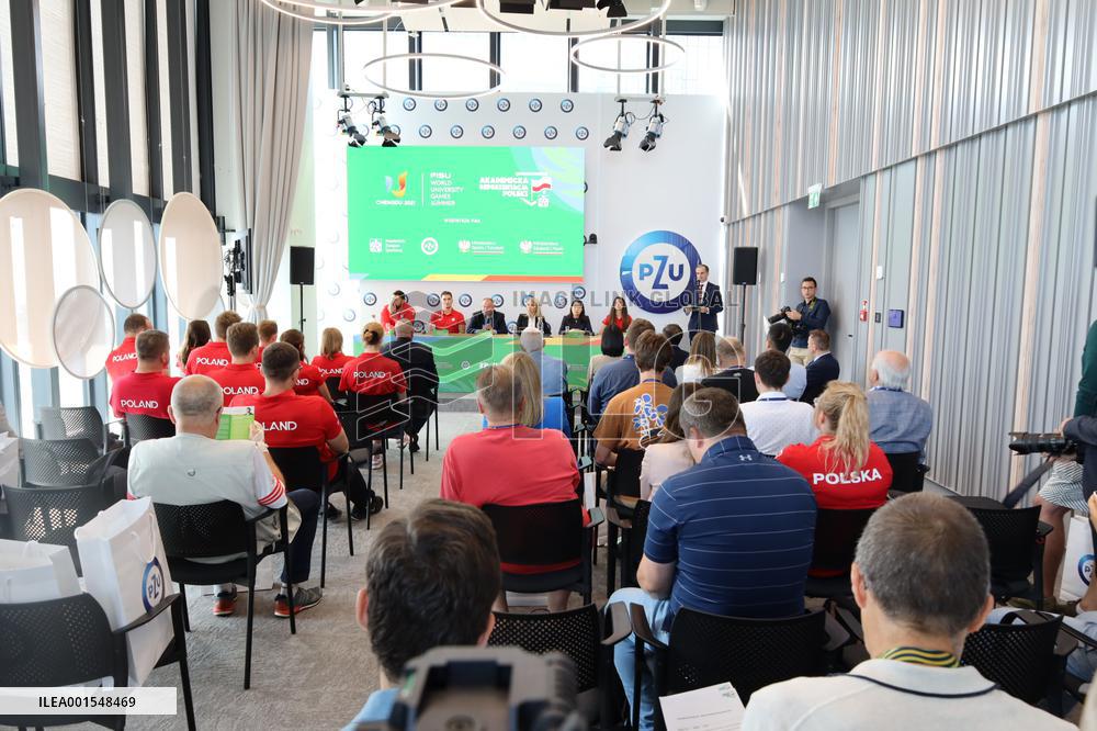 (SP)POLAND-WARSAW-CHENGDU UNIVERSIADE-TEAM POLAND-PRESS CONFERENCE