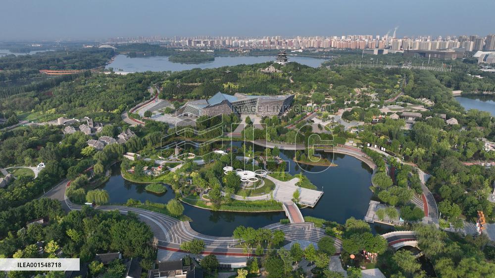 CHINA-HEBEI-TANGSHAN-MINE PIT-LAKE (CN)