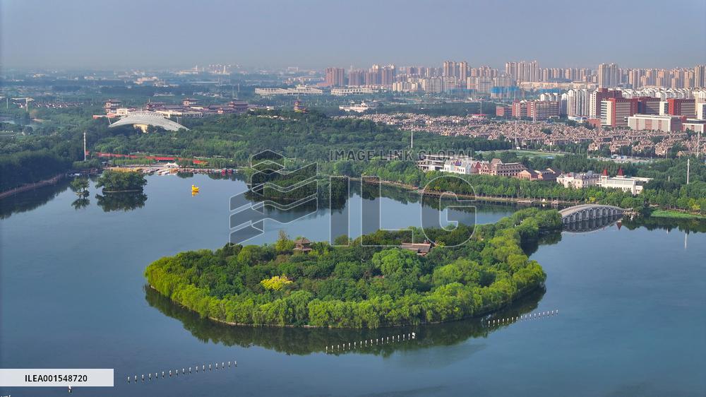 CHINA-HEBEI-TANGSHAN-MINE PIT-LAKE (CN)