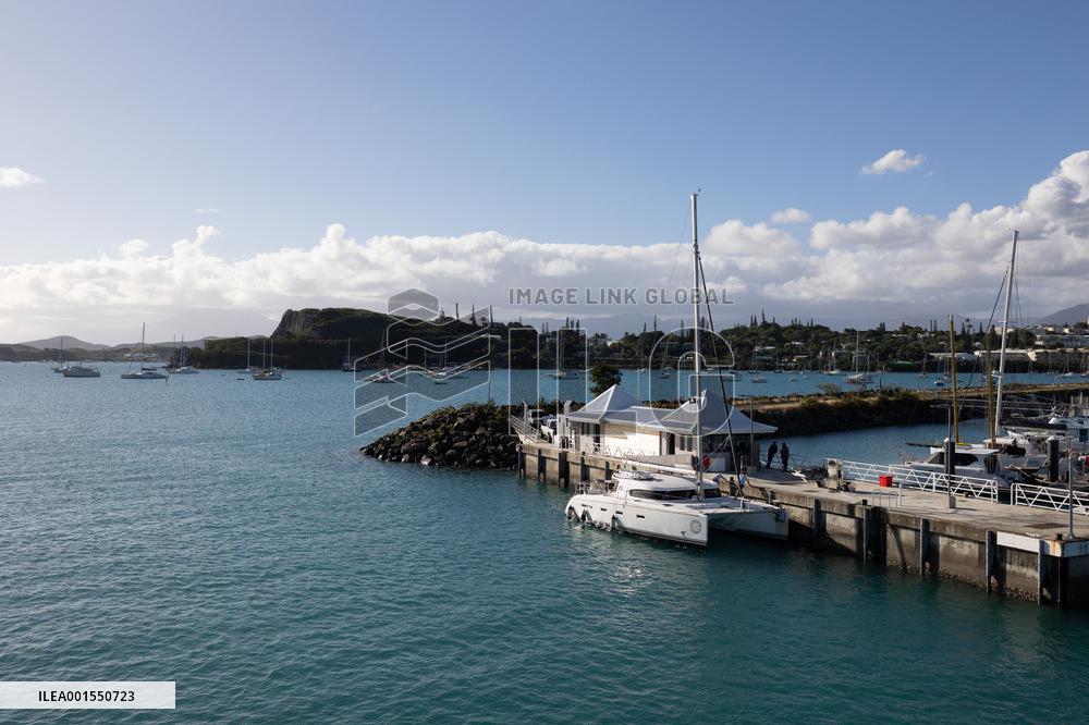 Visit Of The Patrol Vessel Auguste Benebig - New Caledonia