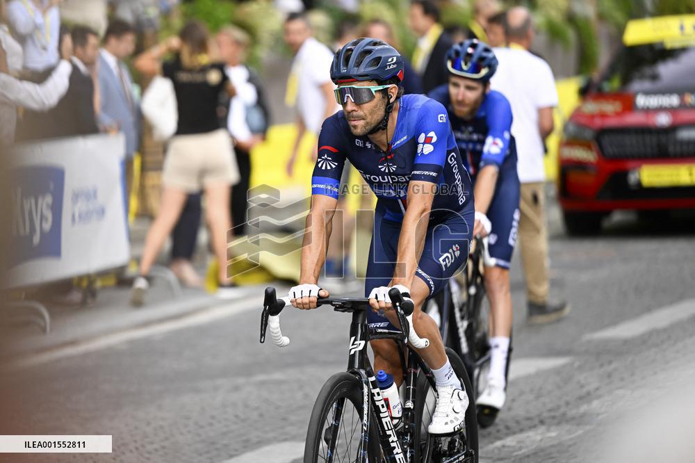 Jonas Vingegaard Wins Second Successive Tour De France - Paris