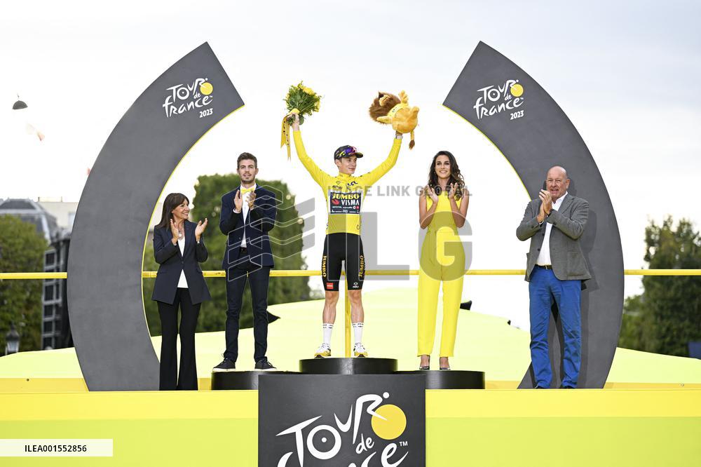 Jonas Vingegaard Wins Second Successive Tour De France - Paris