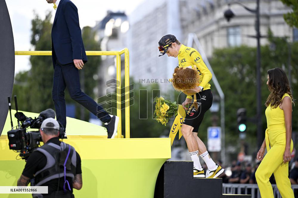 Jonas Vingegaard Wins Second Successive Tour De France - Paris