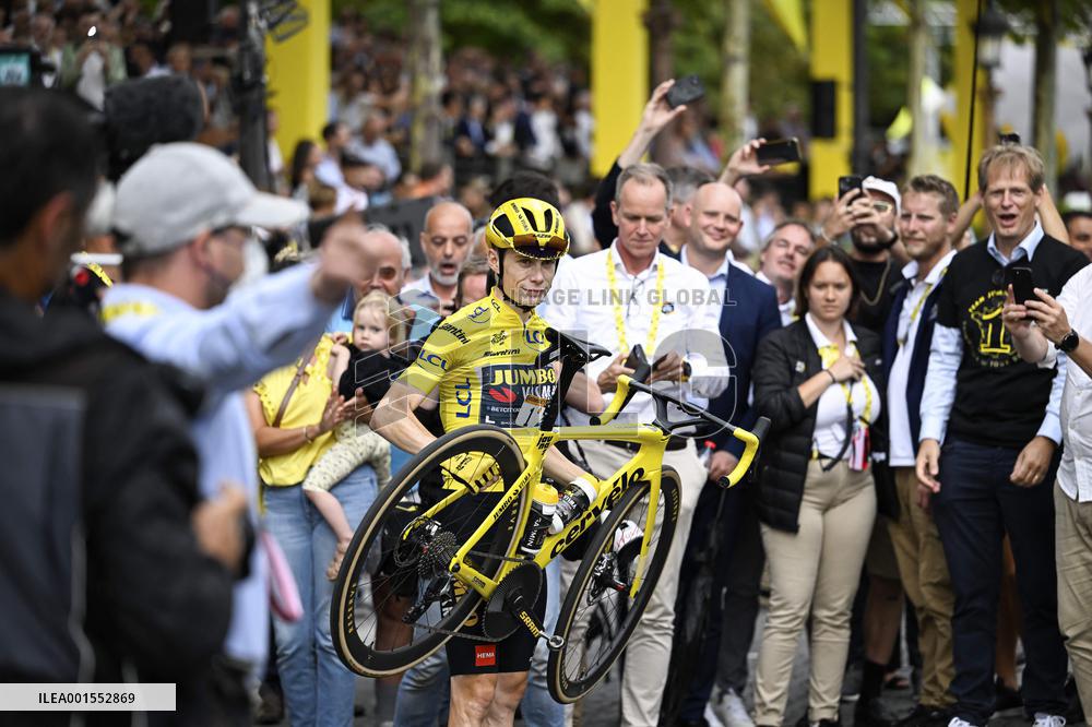Jonas Vingegaard Wins Second Successive Tour De France - Paris