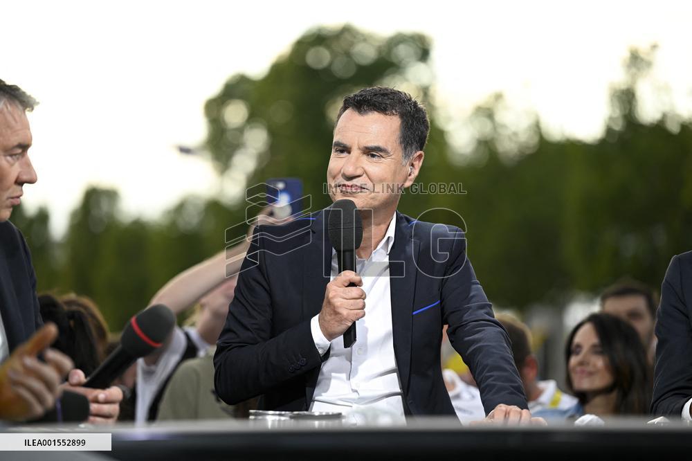 Jonas Vingegaard Wins Second Successive Tour De France - Paris