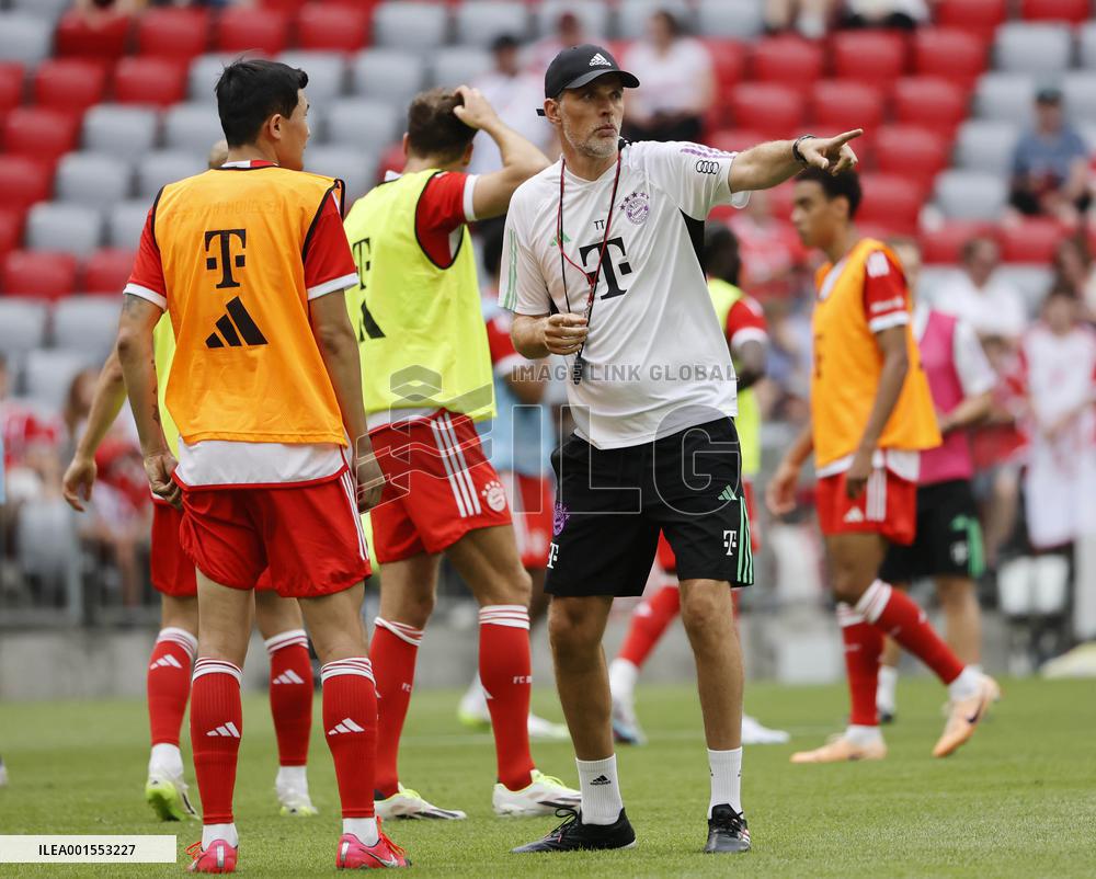 (SP)GERMANY-MUNICH-FOOTBALL-BAYERN MUNICH-TRAINING