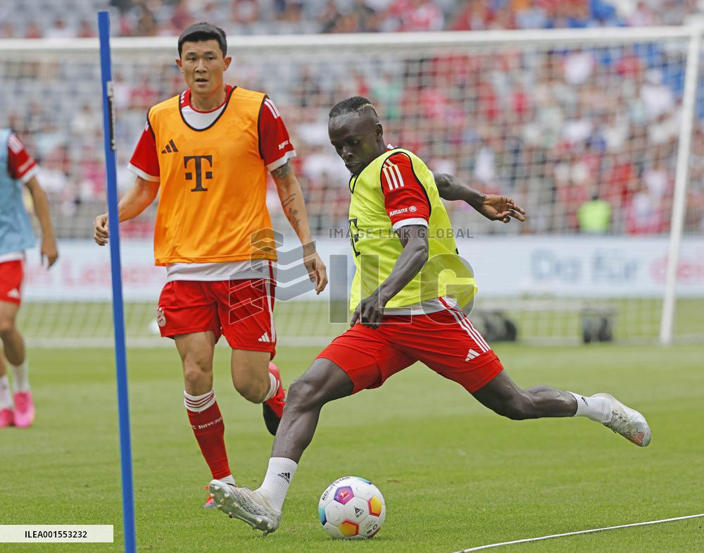 (SP)GERMANY-MUNICH-FOOTBALL-BAYERN MUNICH-TRAINING