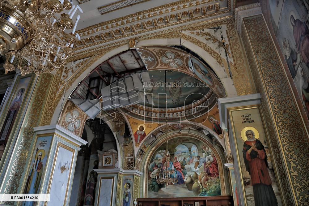 Russians attack Transfiguration Cathedral in Odesa