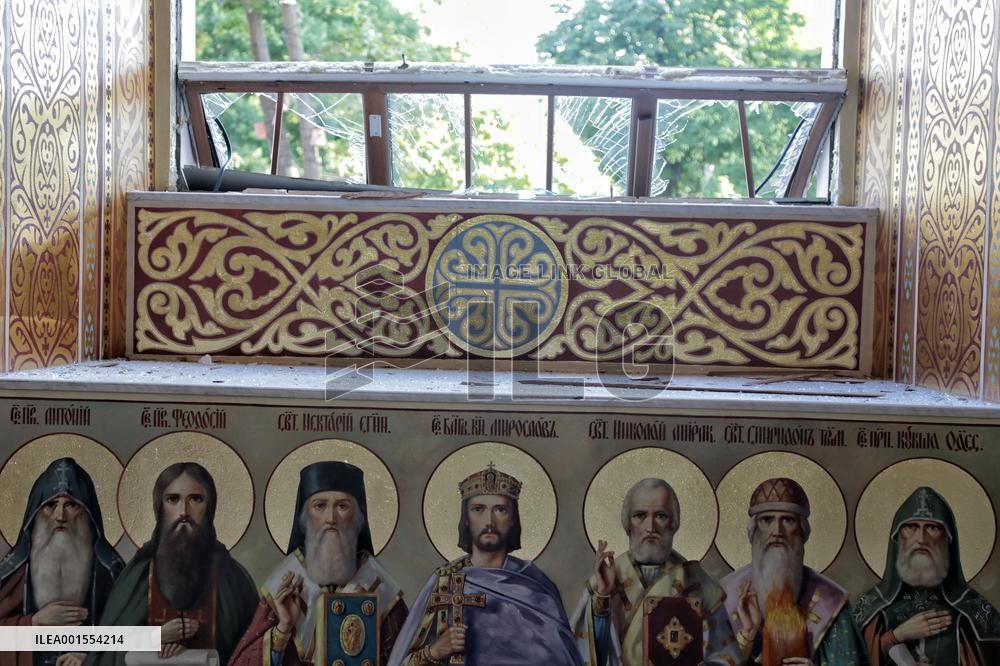 Russians attack Transfiguration Cathedral in Odesa