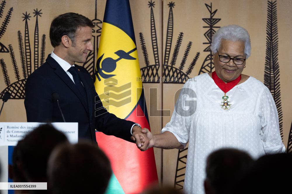 Emmanuel Macron makes Marie-Claude Tjibaou Commander of the Legion of Honor - Noumea